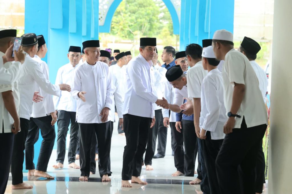 Bupati Andi Rudi Latif Tekankan Program Harus Bermanfaat bagi Masyarakat dan Kepemimpinan Adalah Keteladanan